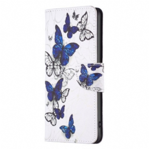 Housse iPhone 16 Papillons sur Fond Blanc