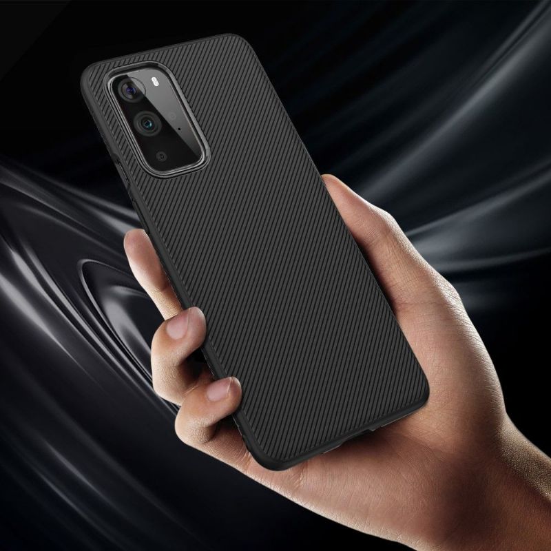 Coque OnePlus 9 Effet Strié en Silicone