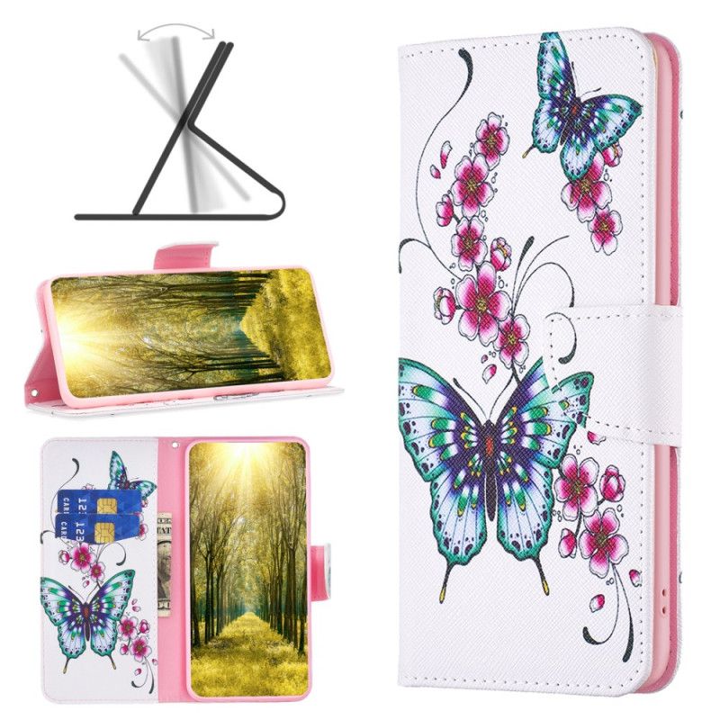 Housse iPhone 16 Pro Papillons Verts